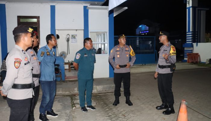 Kapolres Gorut Pimpin Patroli Malam Pergantian Tahun