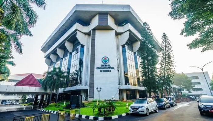 Kemendes Larang Dana Desa Digunakan Untuk Bimtek