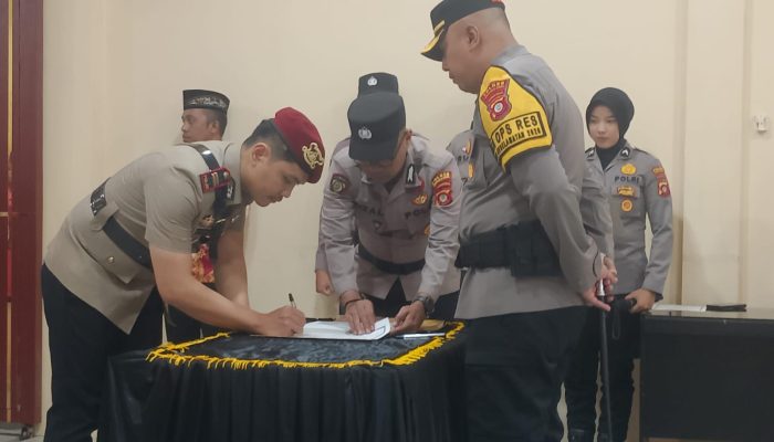 Polres Gorut Gelar Upacara Sertijab 4 PJU
